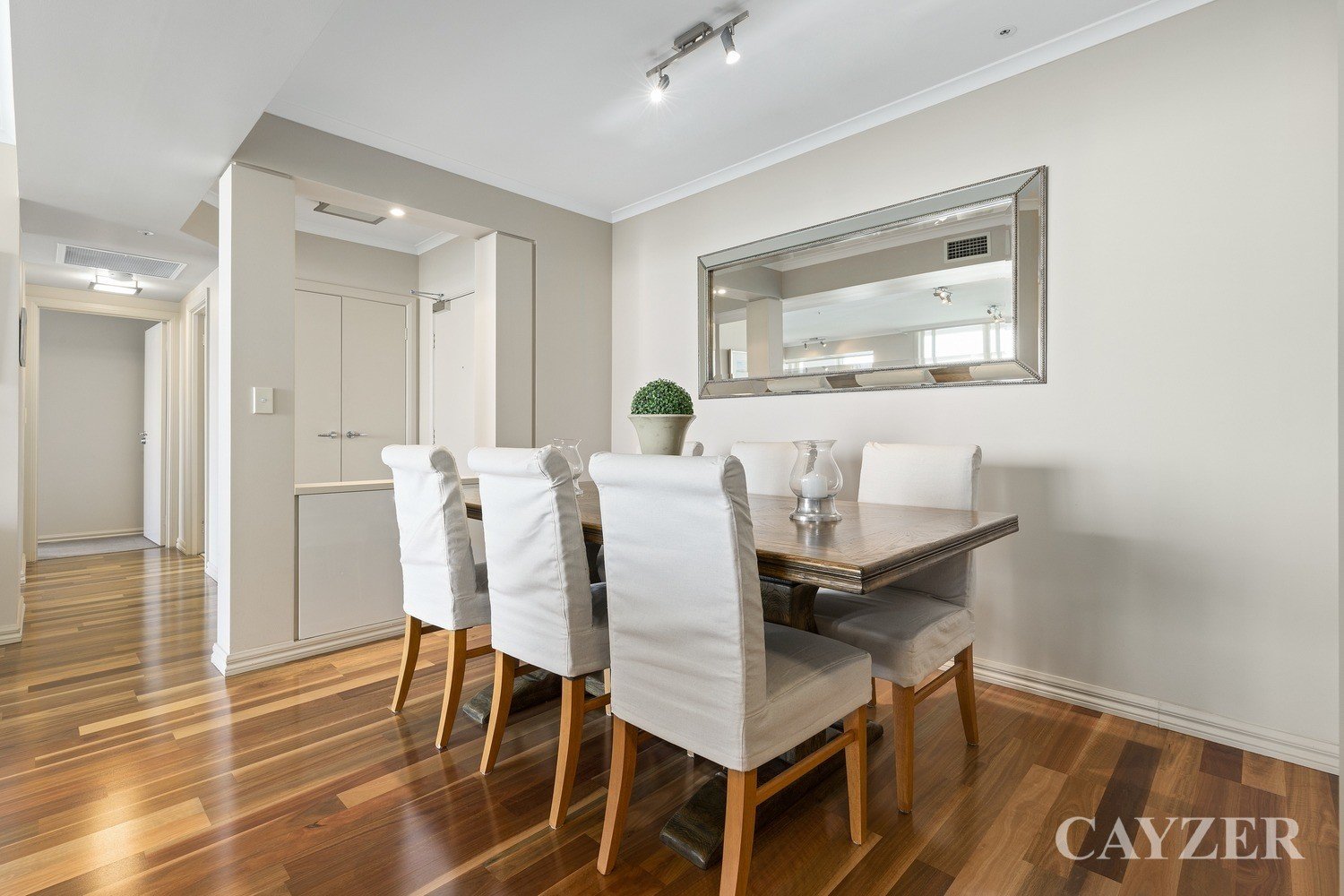 Gallery: 306/115 Beach Street