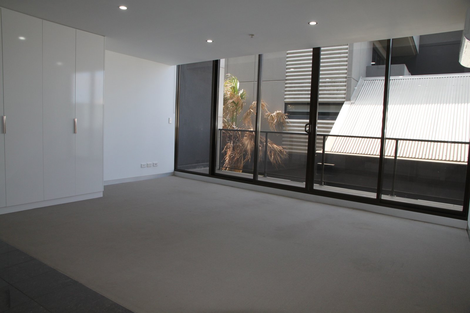 Gallery: 306/15 Pickles Street