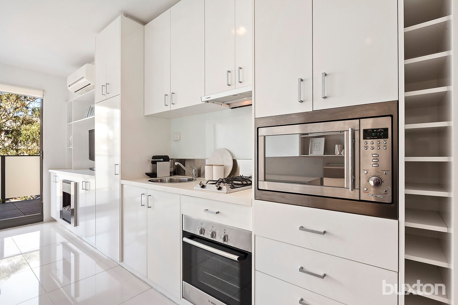 Gallery: 306/153B High Street