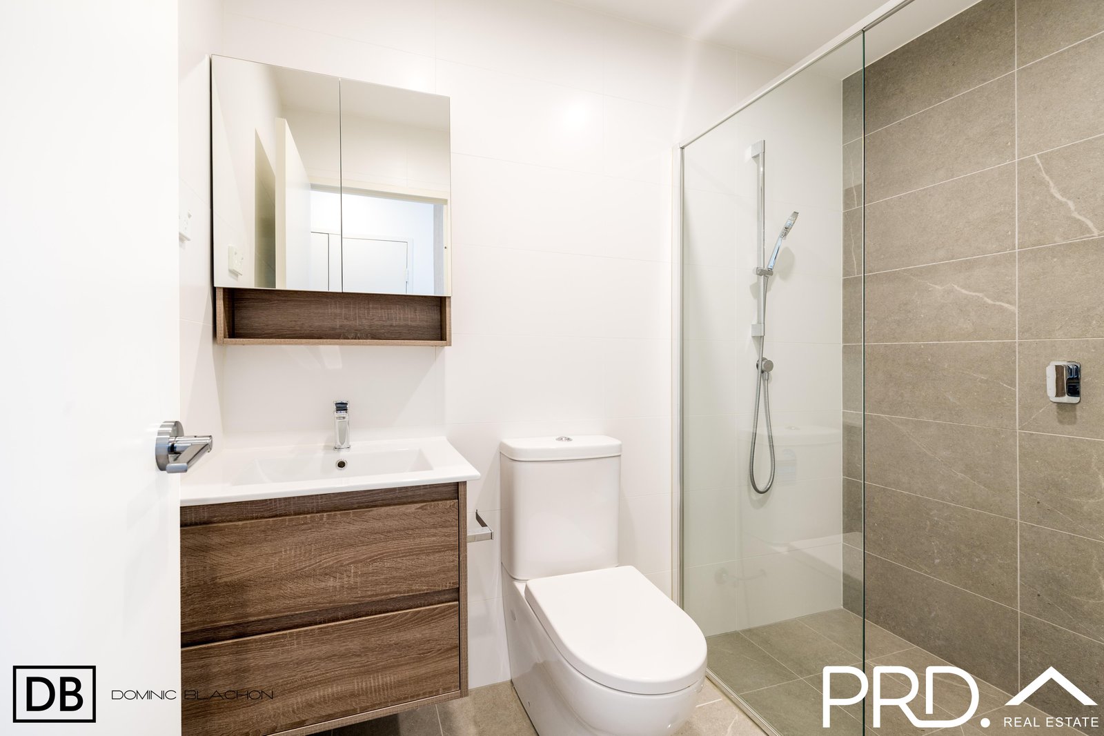 306/17 Maclaurin Avenue EAST HILLS 5