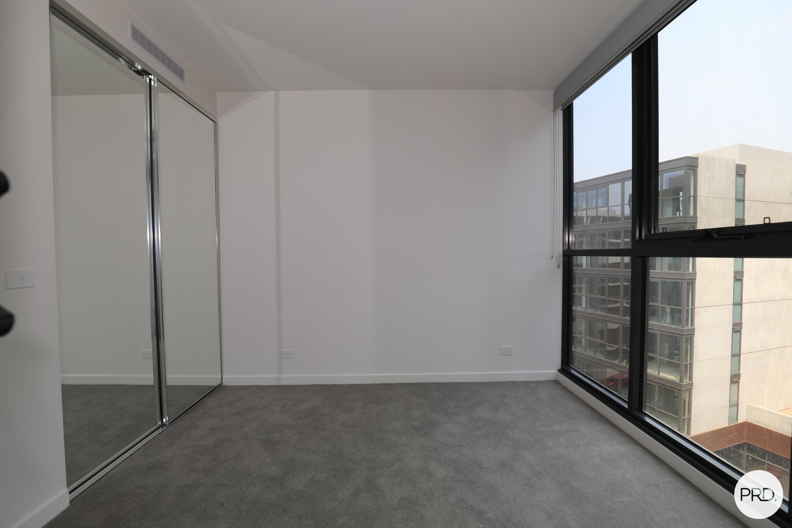 306/2 Batman Street BRADDON 6