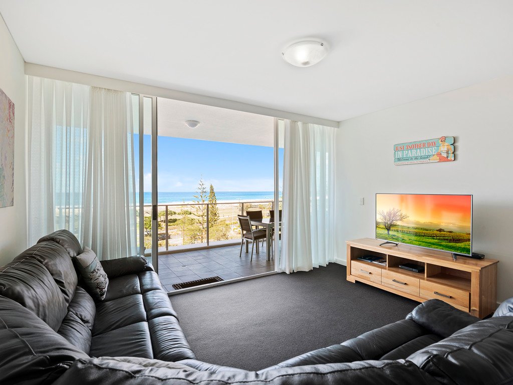 306/2 Creek St  COOLANGATTA 2