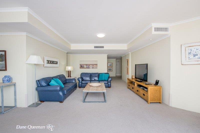 306/2 Messines Street SHOAL BAY 8