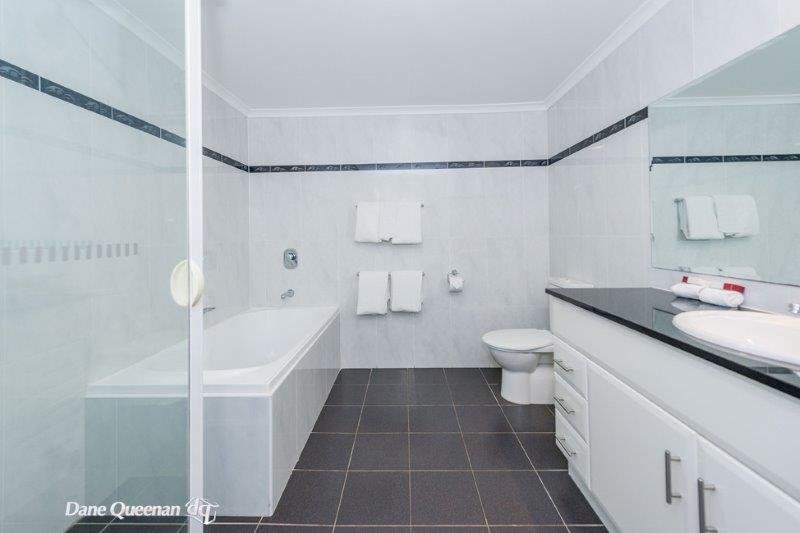 306/2 Messines Street SHOAL BAY 26