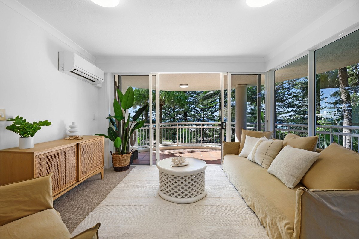 306/220 The Esplanade Burleigh Heads 3