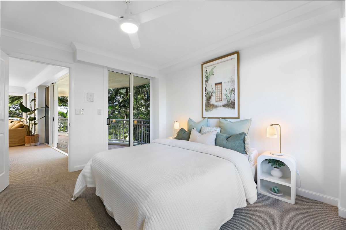 306/220 The Esplanade Burleigh Heads 18