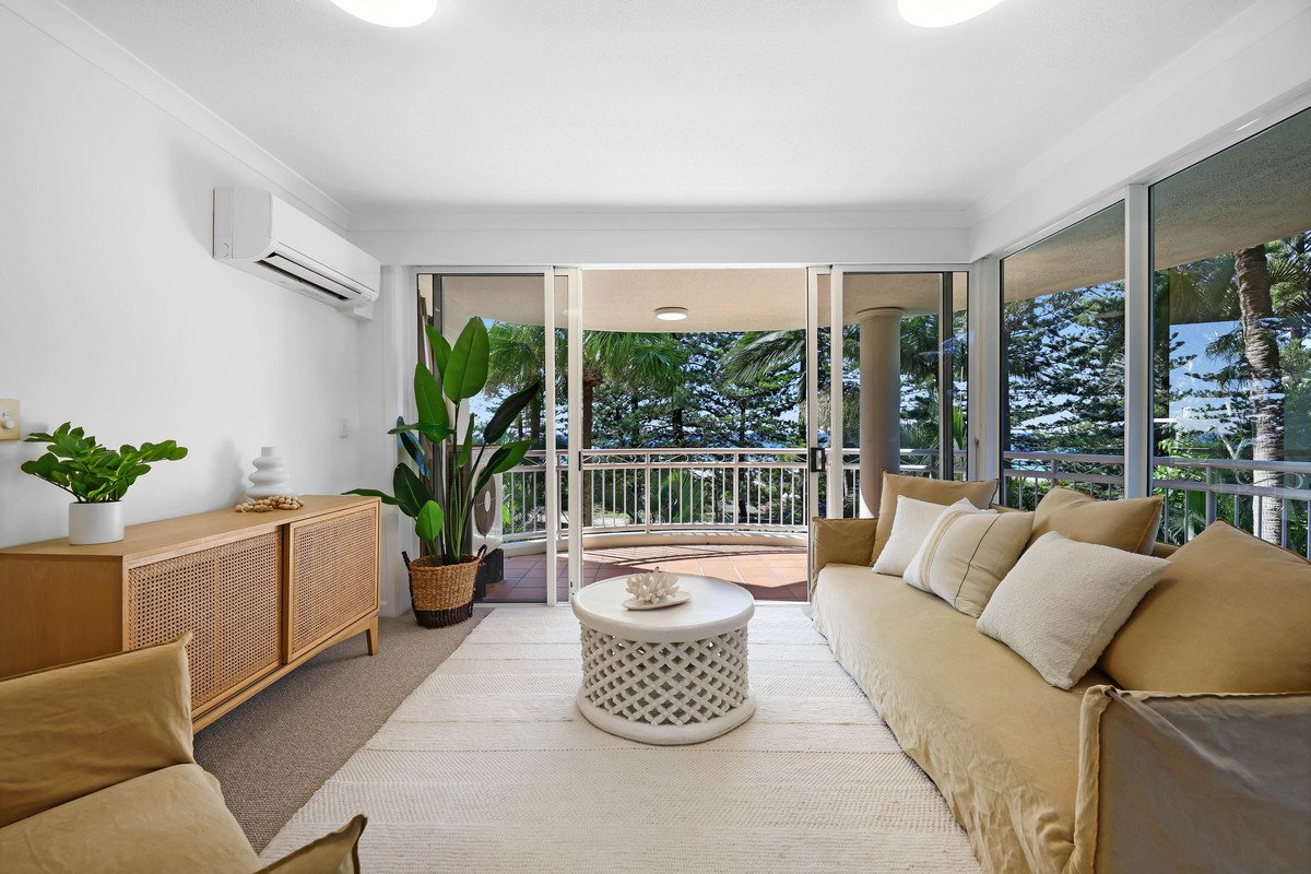 306/220 The Esplanade Burleigh Heads 3