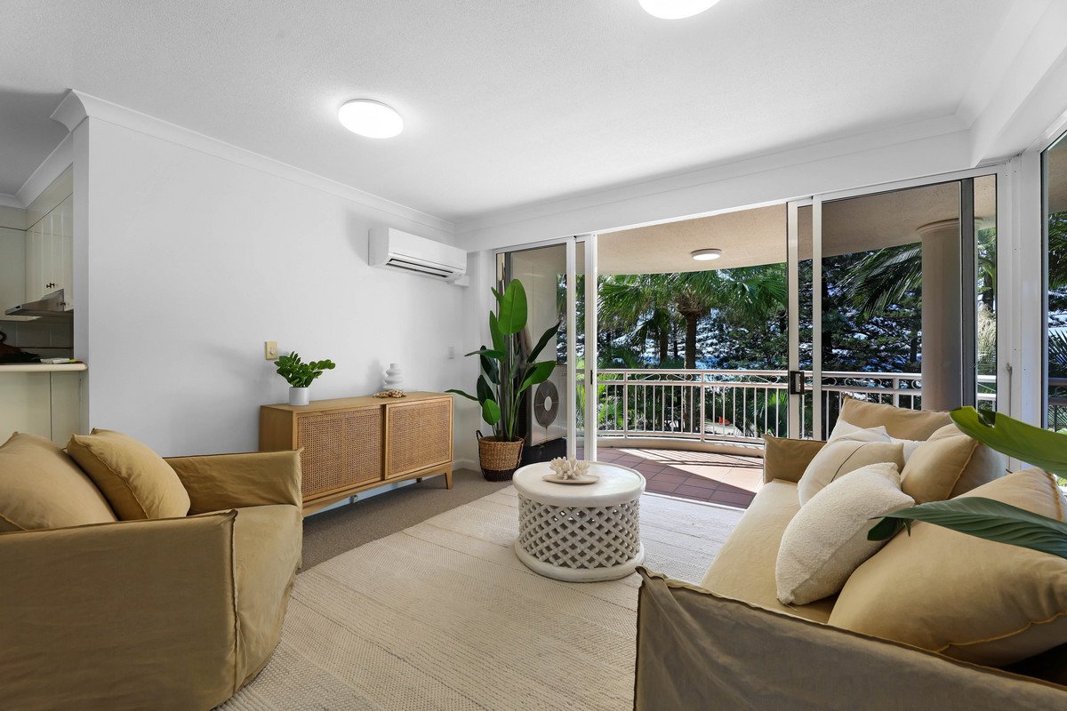 306/220 The Esplanade Burleigh Heads 10