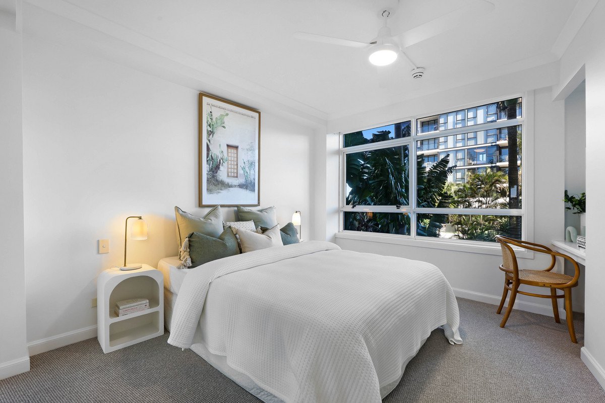 306/220 The Esplanade Burleigh Heads 14