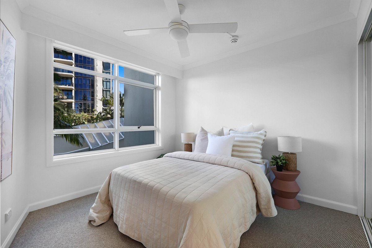 306/220 The Esplanade Burleigh Heads 18
