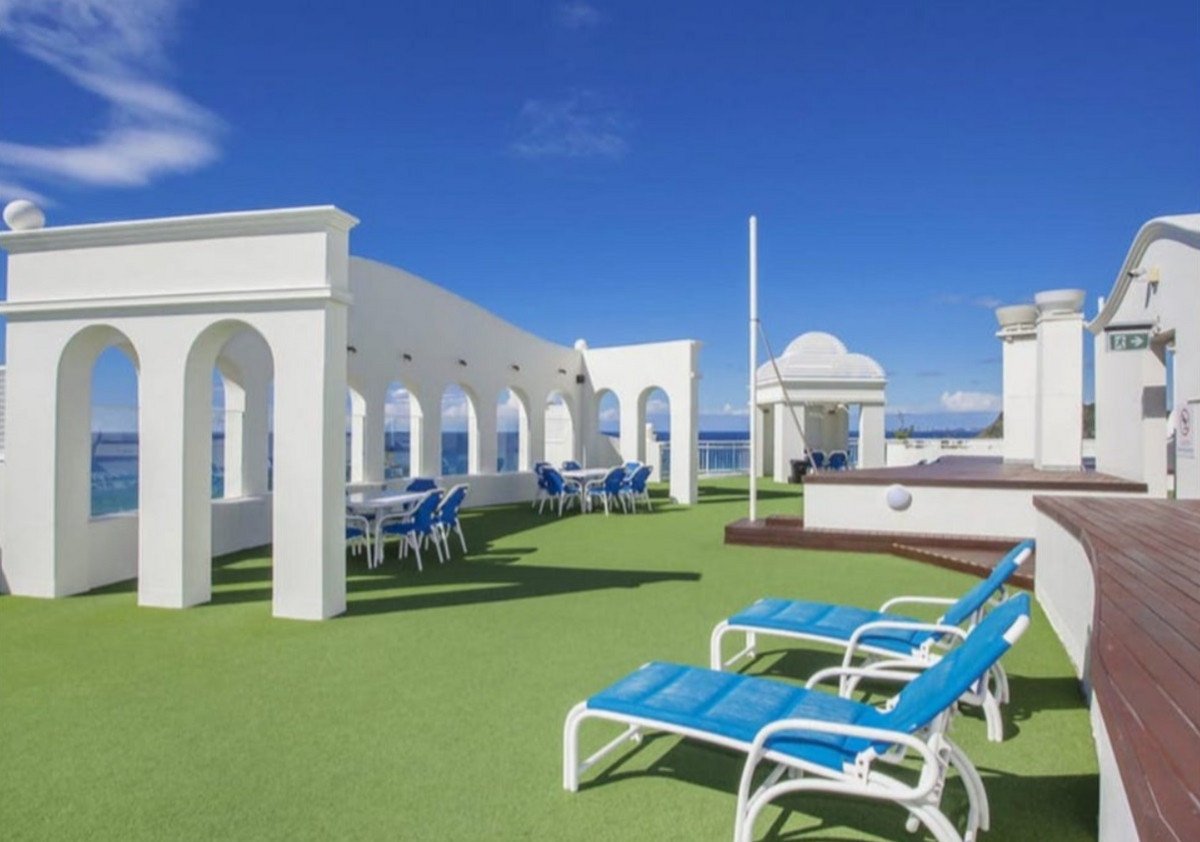 306/220 The Esplanade Burleigh Heads 24