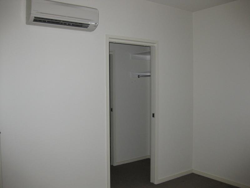 Gallery: 306/49 Beach Street