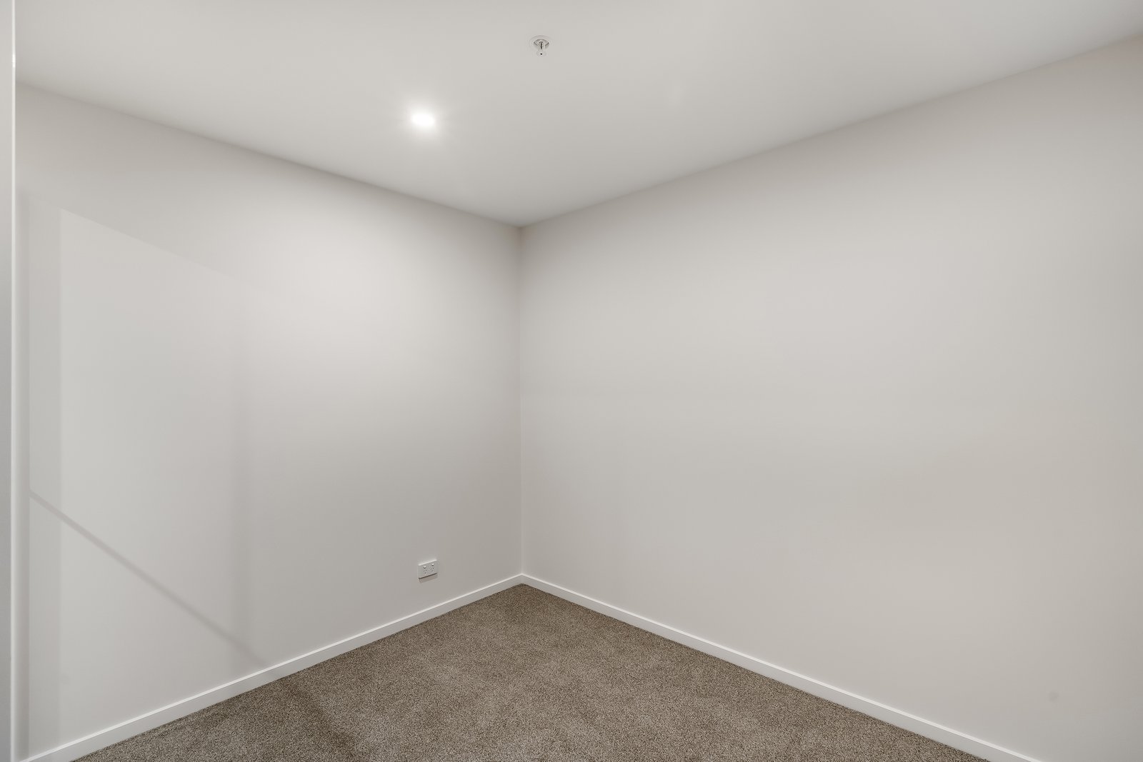 30/66 Burnett Street HOBART 9