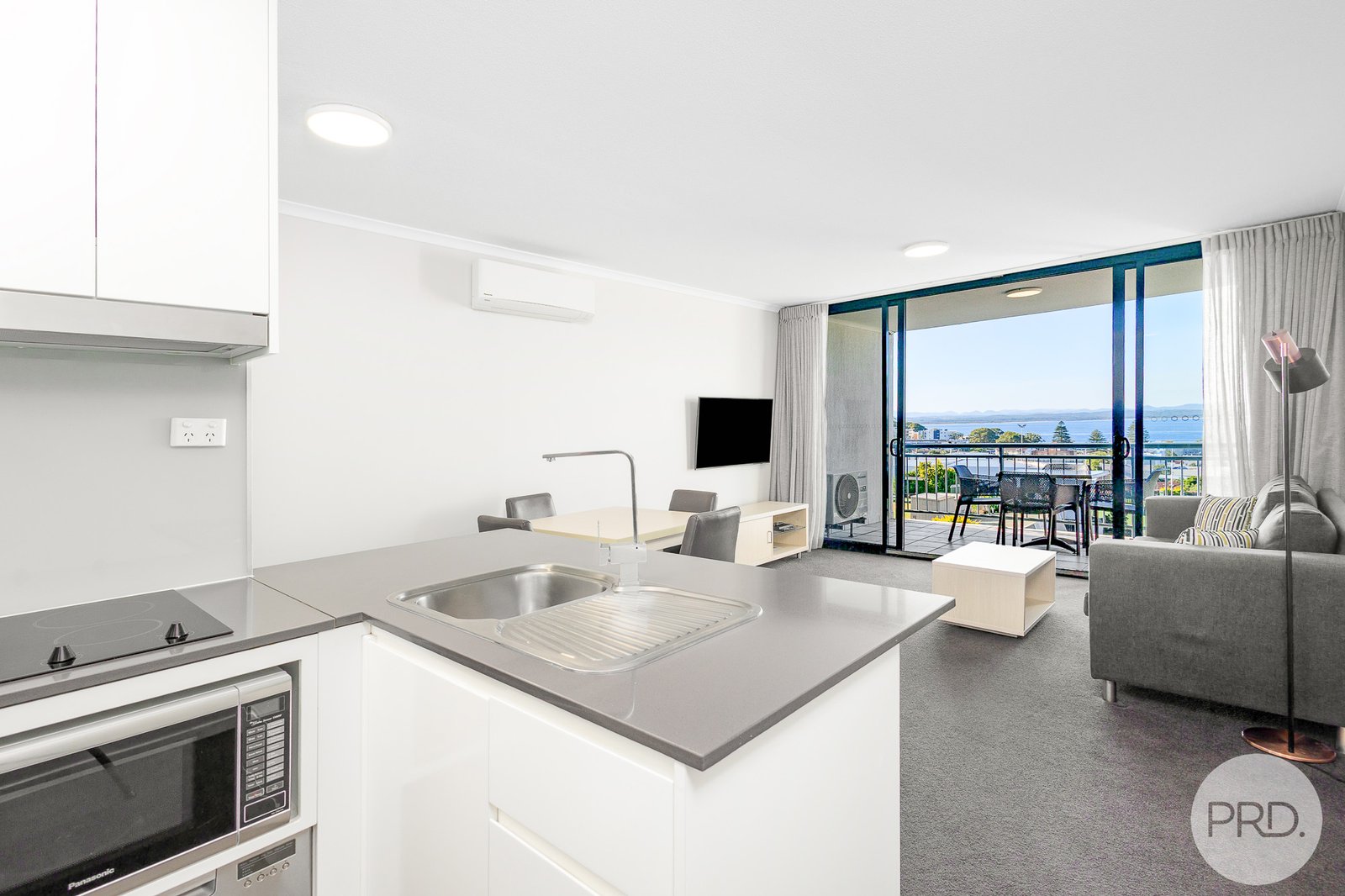 306/61B Dowling Street NELSON BAY 6
