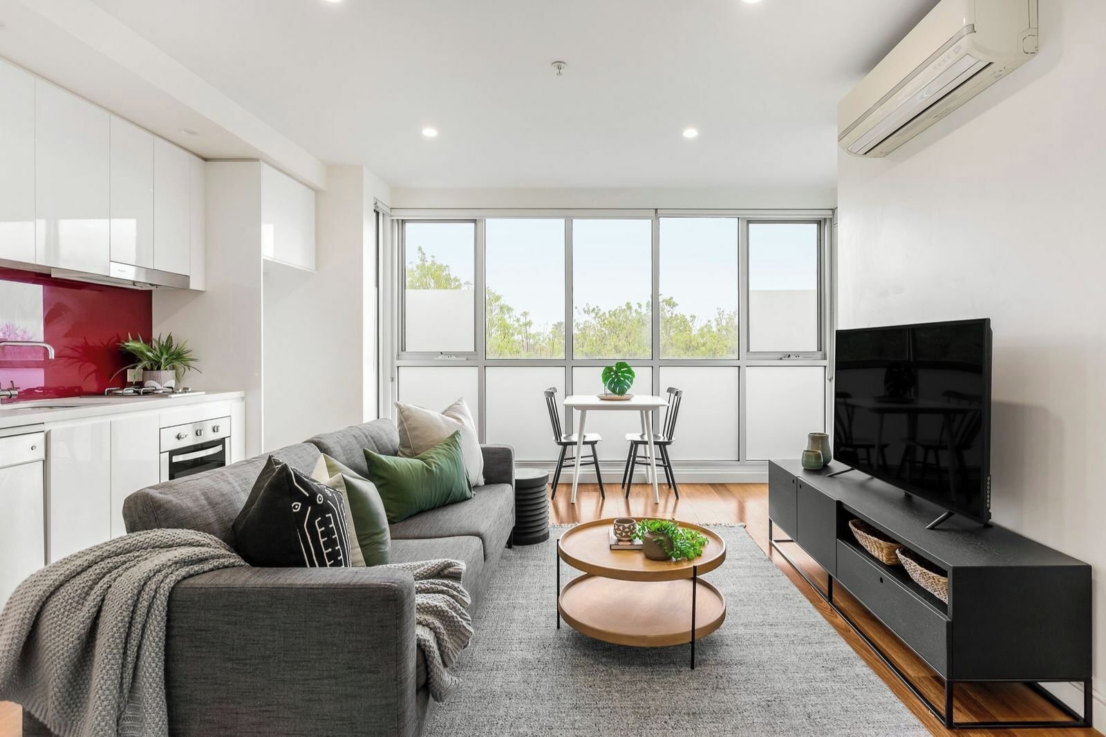 Gallery: 306/7 Brighton Road