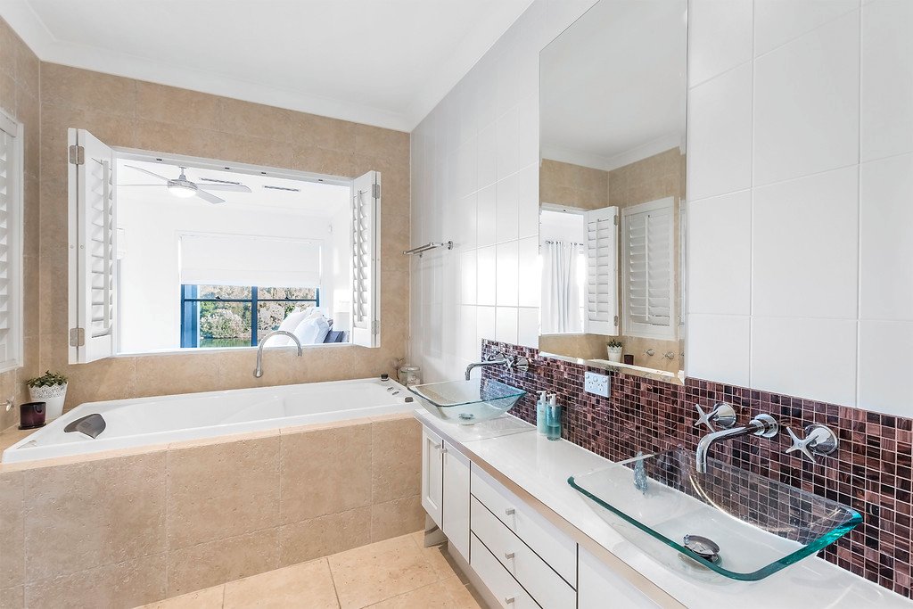 3067 Quay South Drive CARRARA 7
