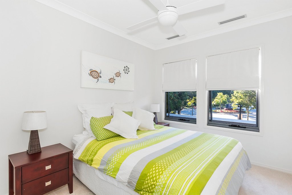 3067 Quay South Drive CARRARA 8