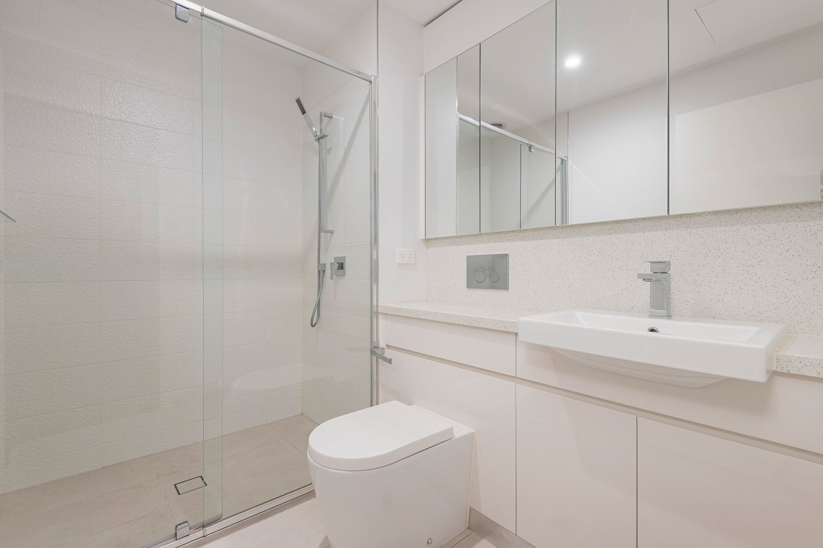 Real Estate and Property in 306/70 Batesford Road, Chadstone, VIC