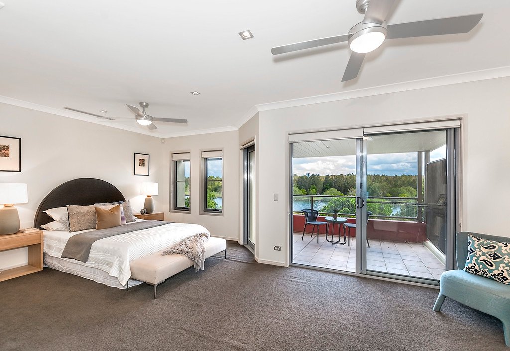 3068 Quay South Drive CARRARA 10