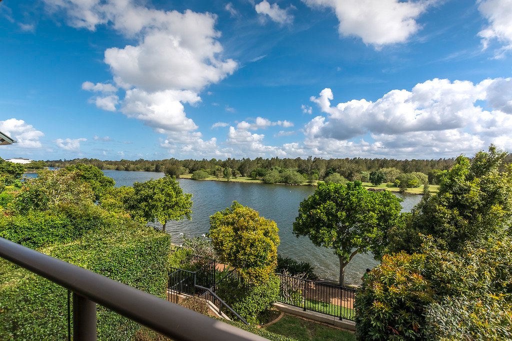 3068 Quay South Drive CARRARA 16