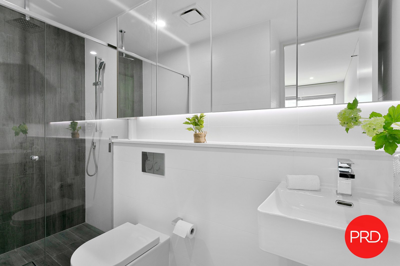 306/843 New Canterbury Rd  DULWICH HILL 4