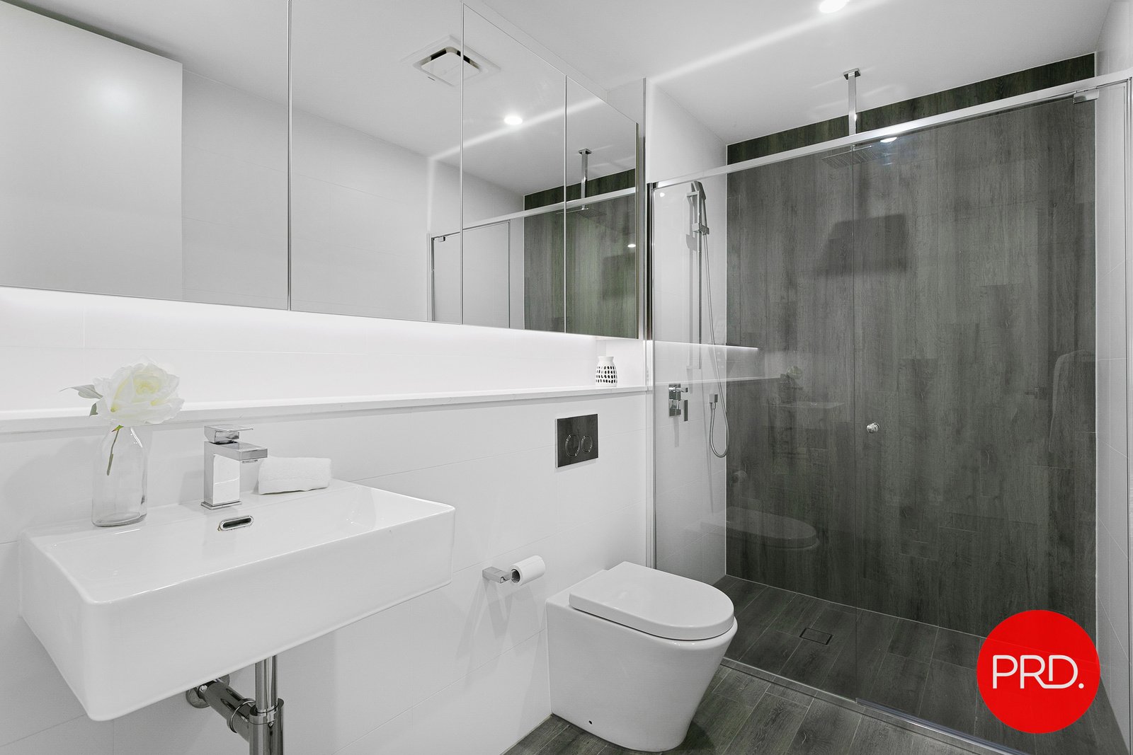 306/843 New Canterbury Rd  DULWICH HILL 8