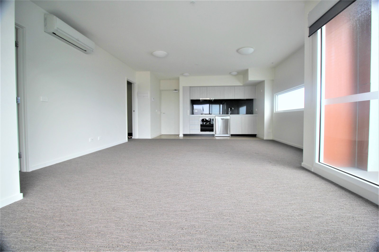 Gallery: 306/95 Warrigal Road