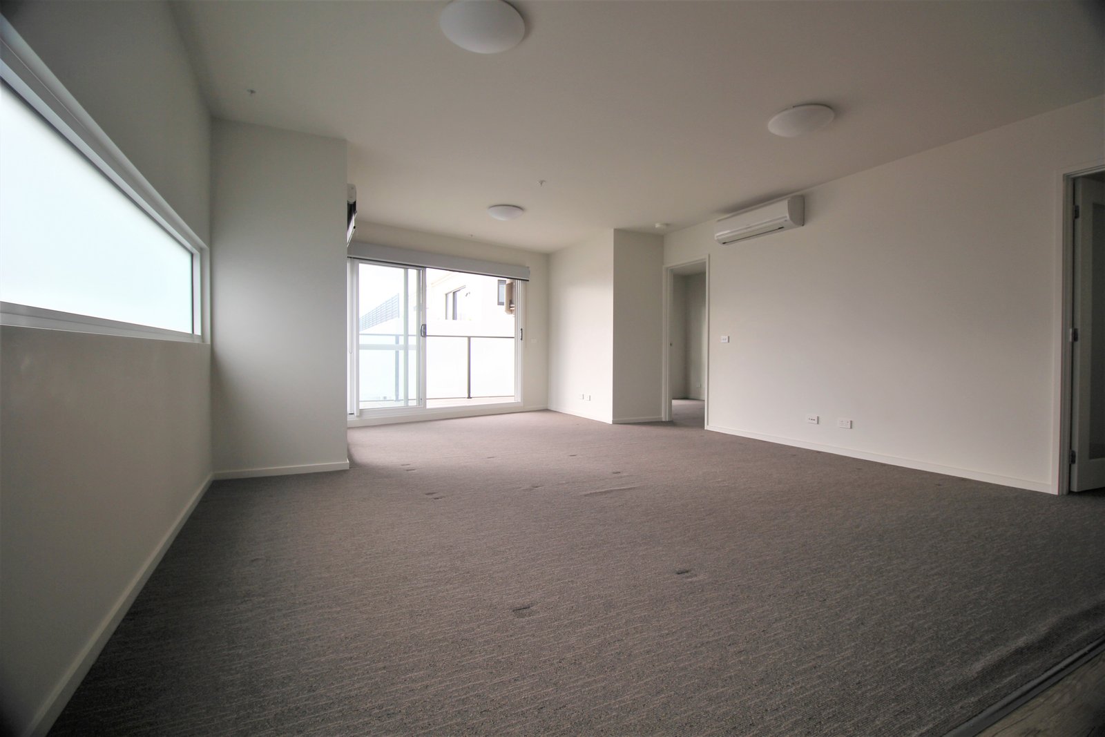 Gallery: 306/95 Warrigal Road