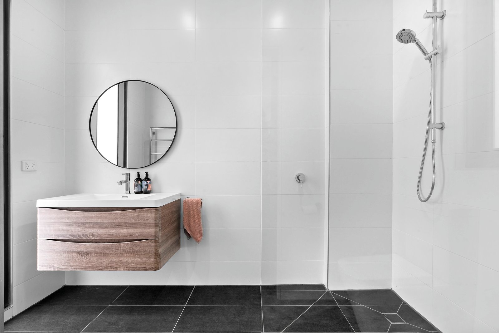 Real Estate and Property in 307 Bambra Road, Caulfield South, VIC