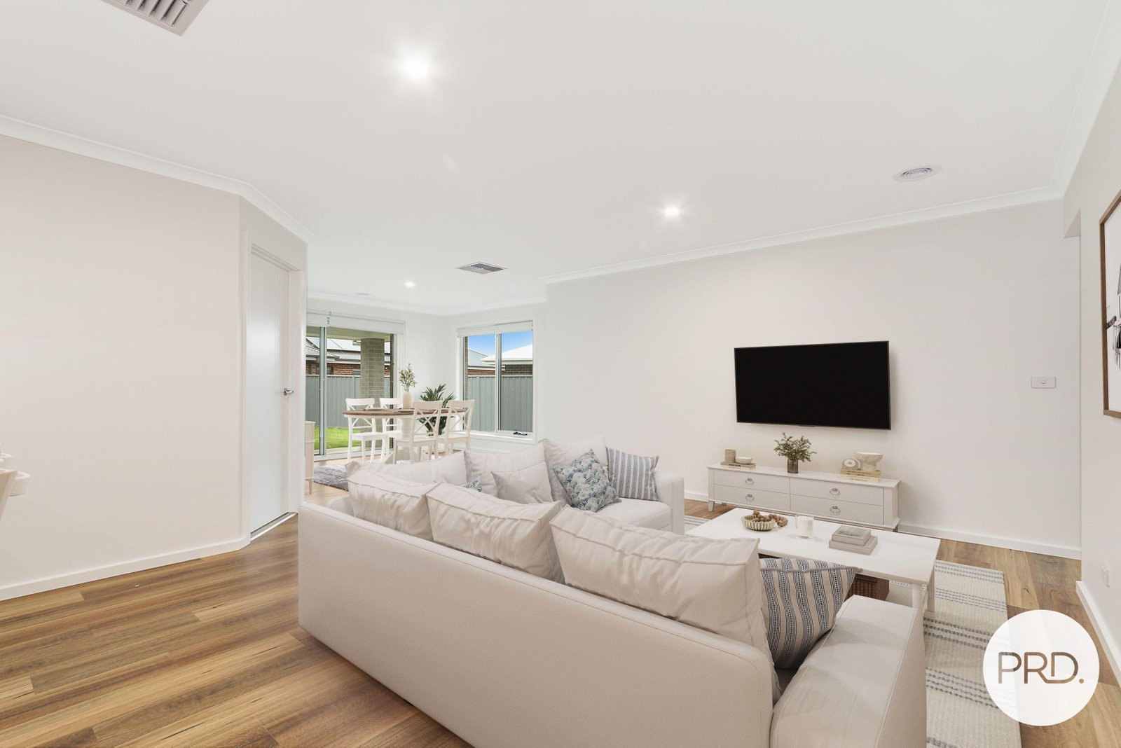 307 Brooklyn Drive THURGOONA 6