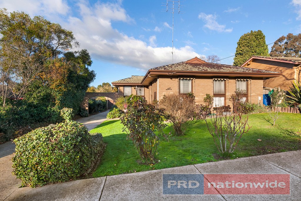 307 Kline Street BALLARAT EAST 1