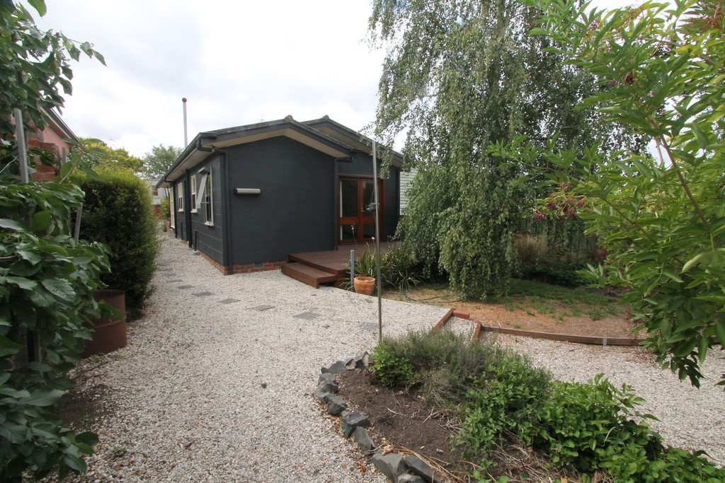 307 Neill Street SOLDIERS HILL 13