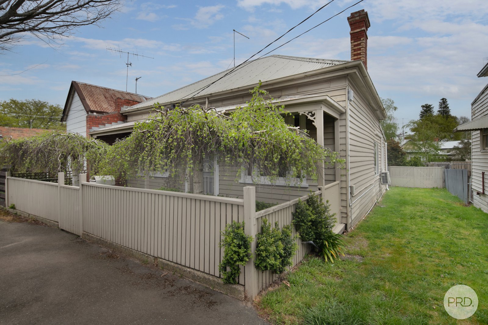 307 Peel Street North BLACK HILL 2