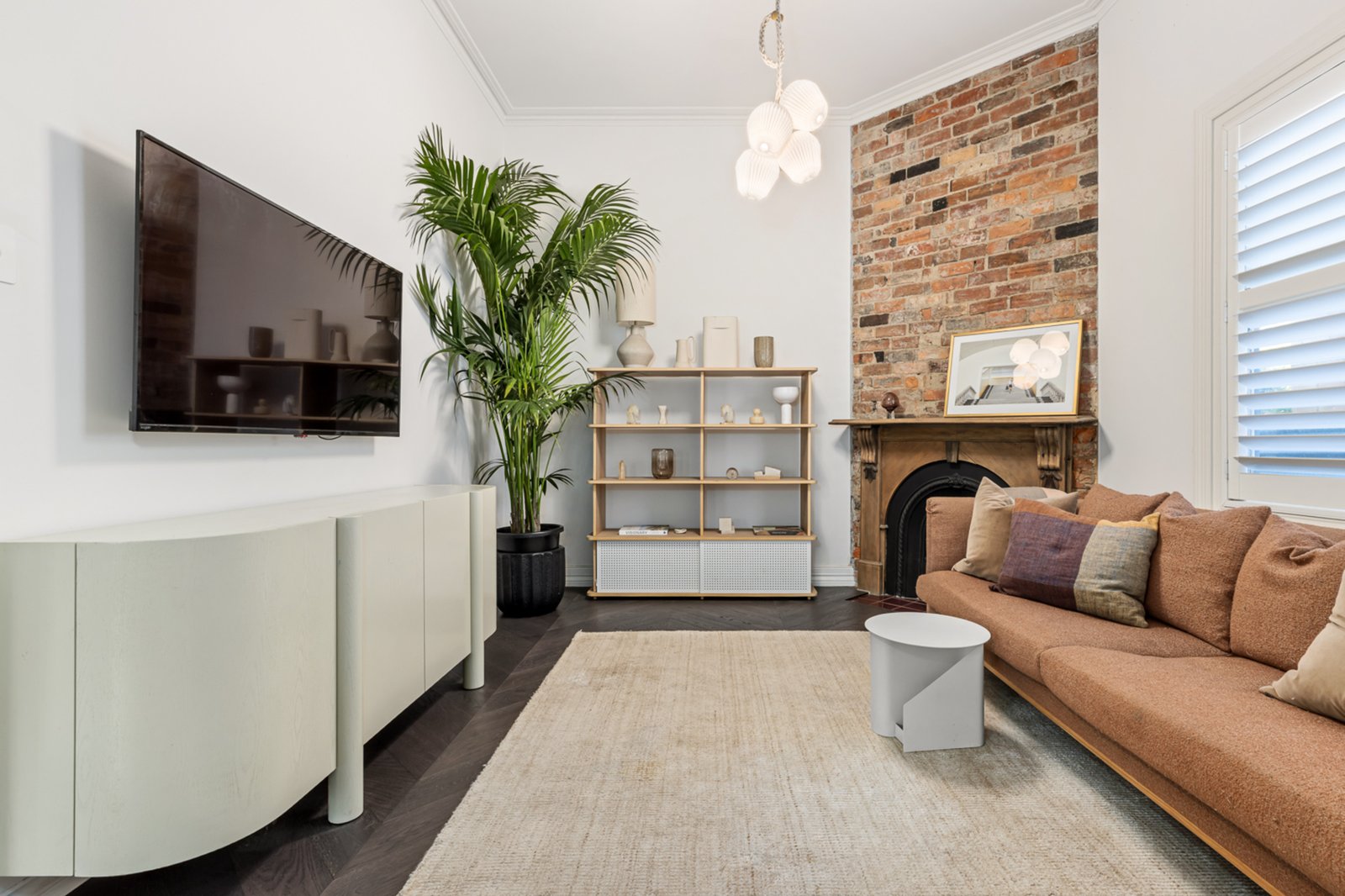 Gallery: 307 South Street