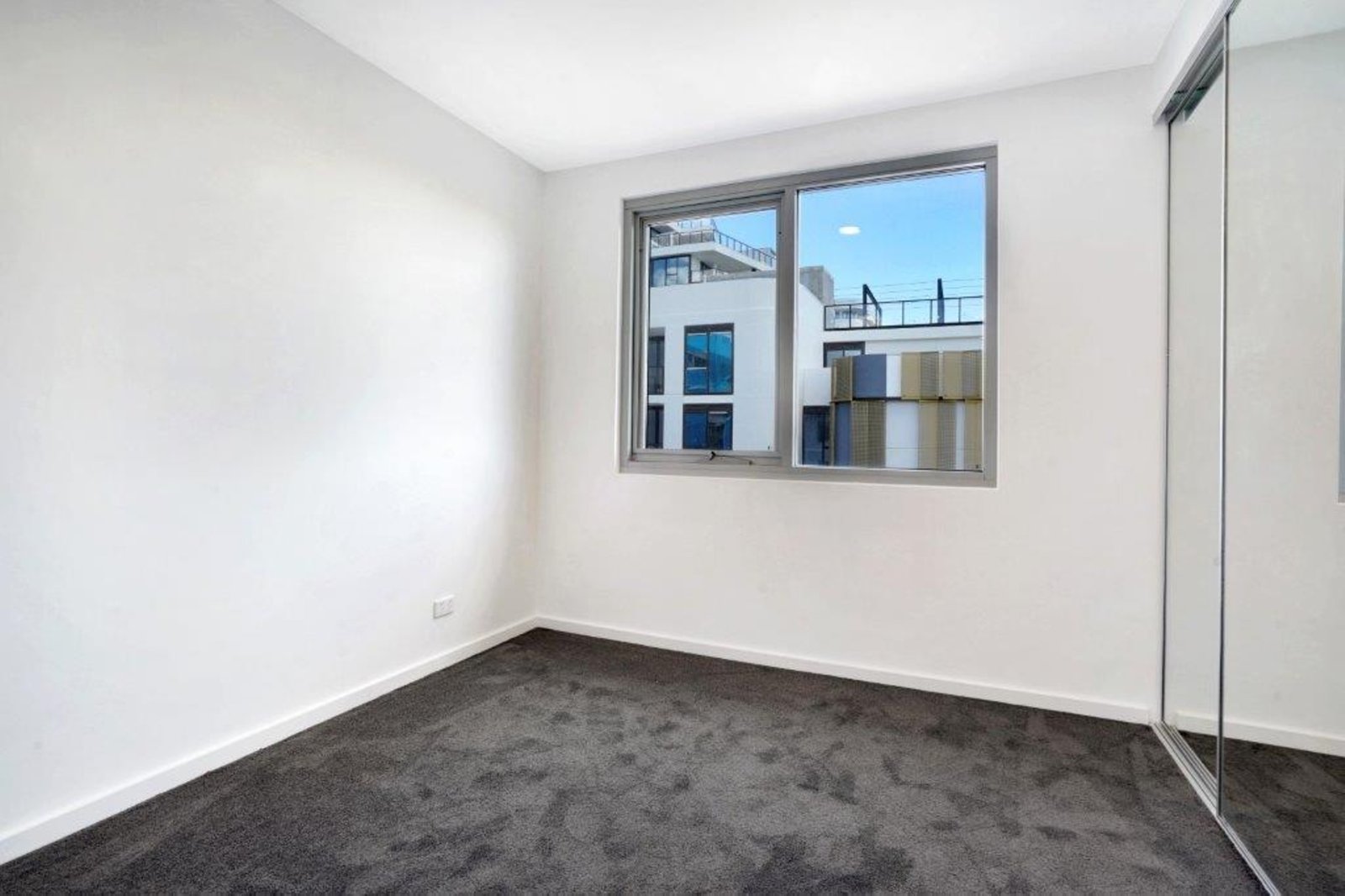 Gallery: 307/16 Dalgety Street