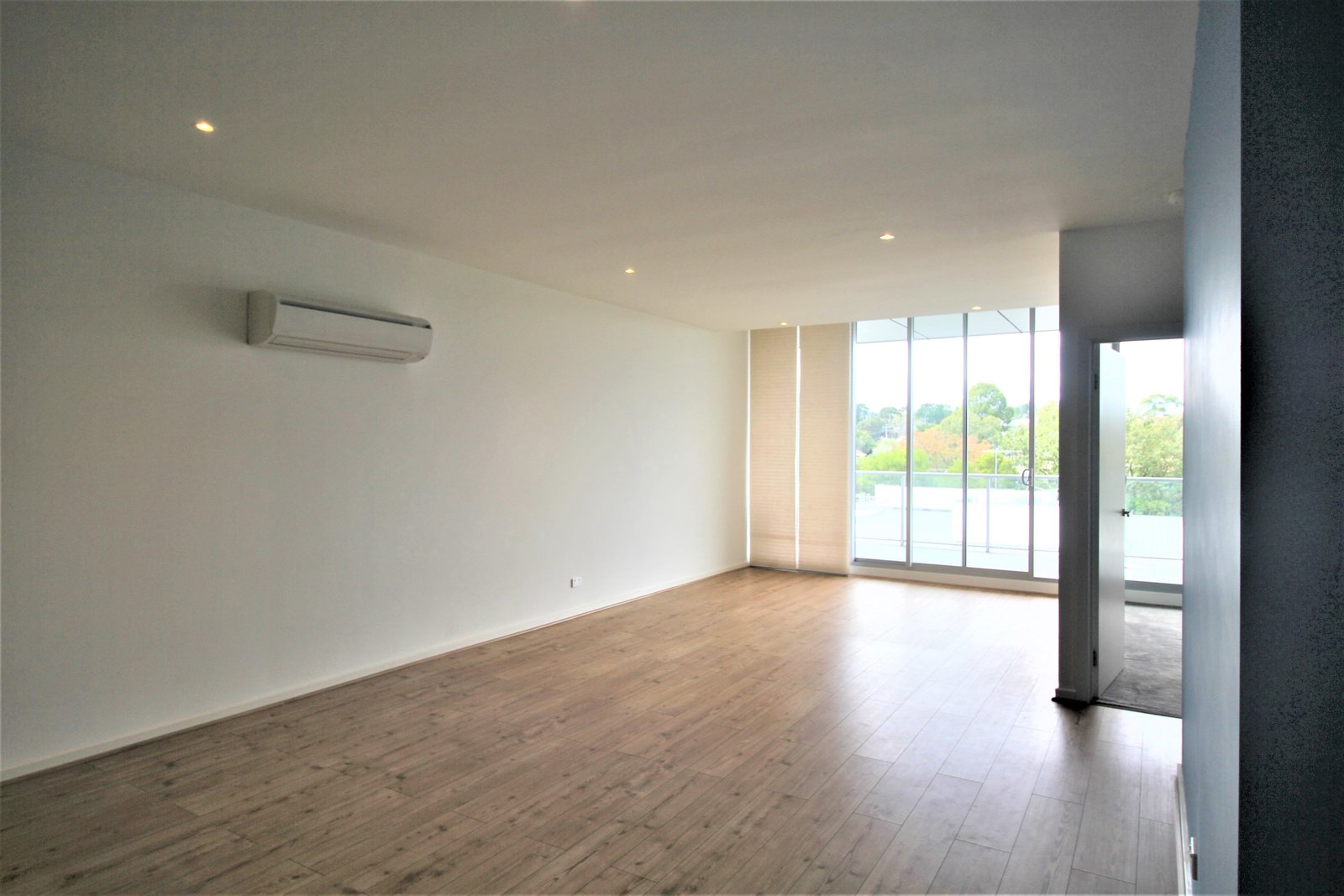 Gallery: 307/286-290 Blackburn Road