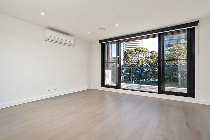 Gallery: 307/2A Henry Street