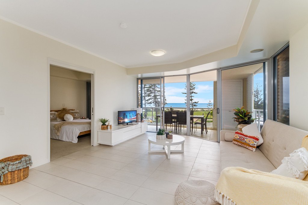 307/3 McLean Street COOLANGATTA 4
