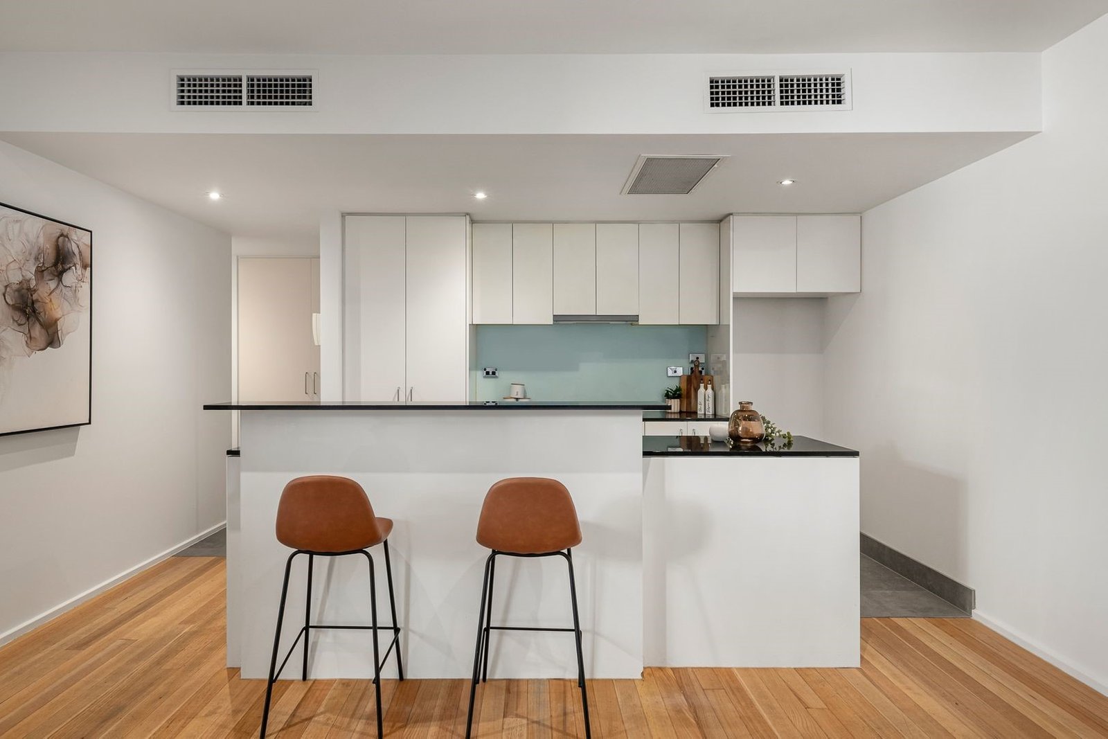 Gallery: 307/348 Beaconsfield Parade