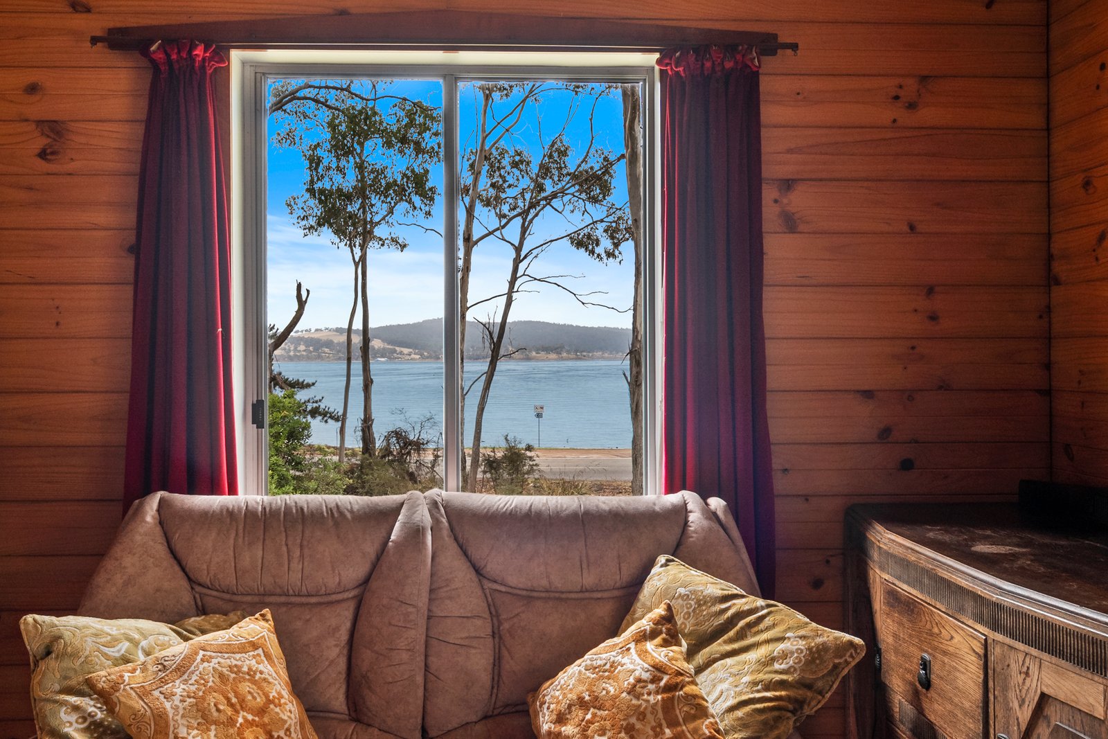 3074 Channel Highway KETTERING 8