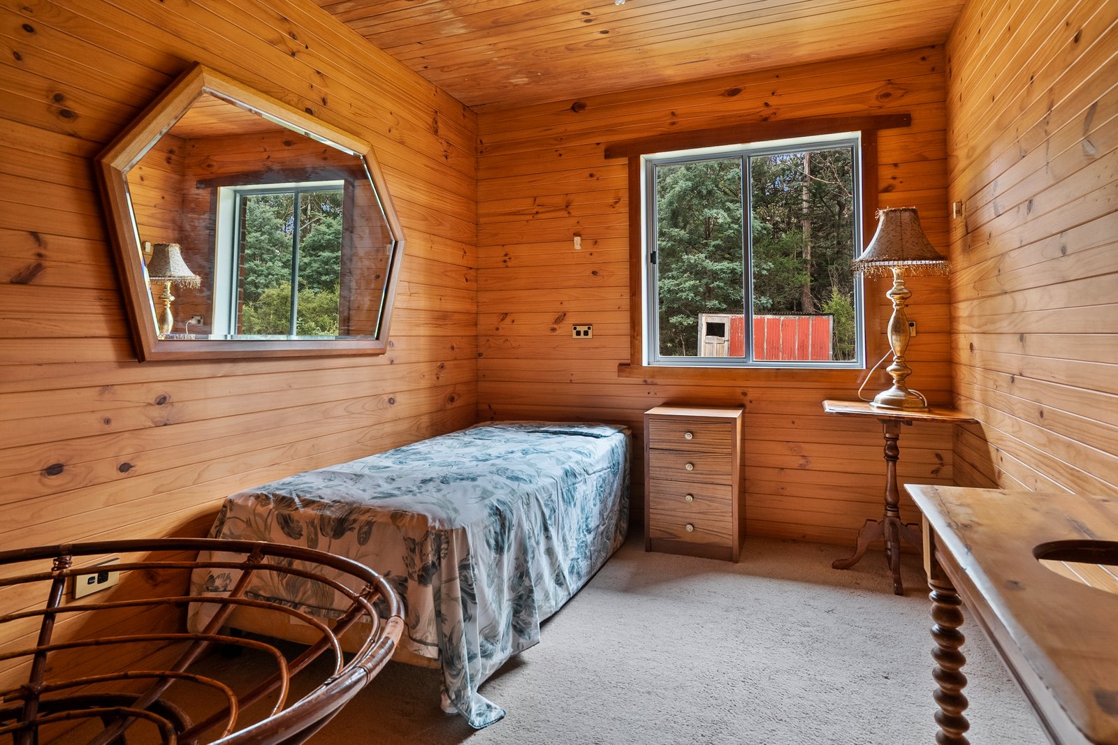 3074 Channel Highway KETTERING 16