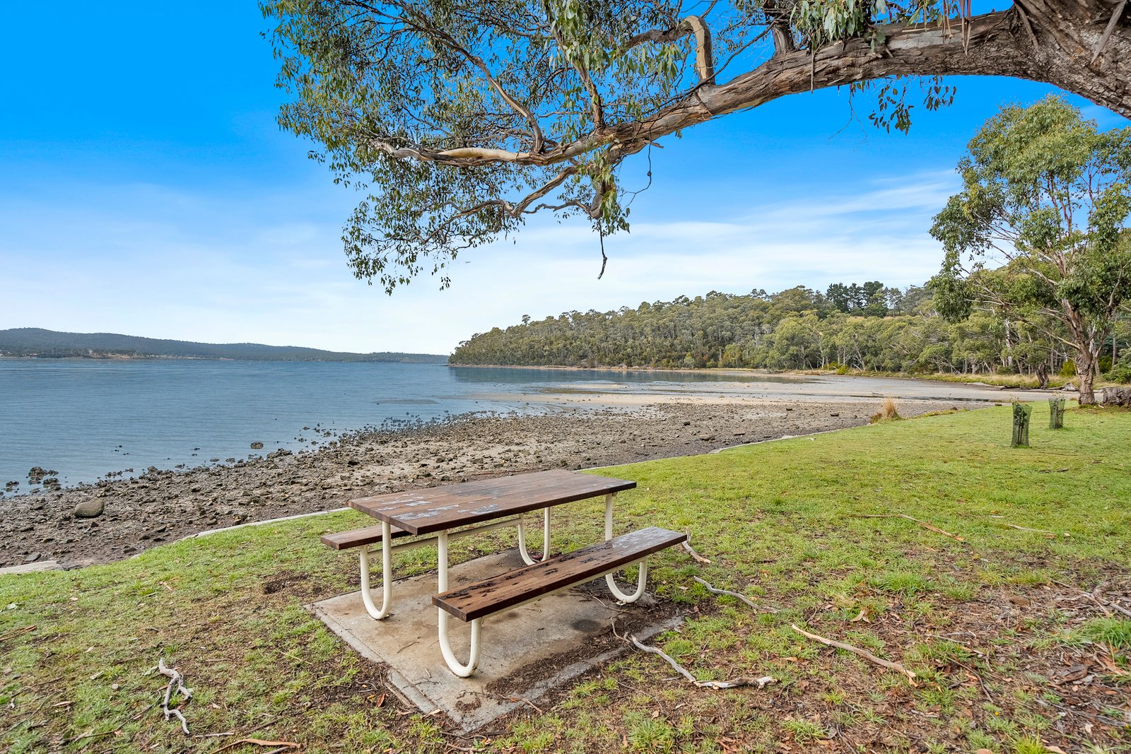 3074 Channel Highway KETTERING 27