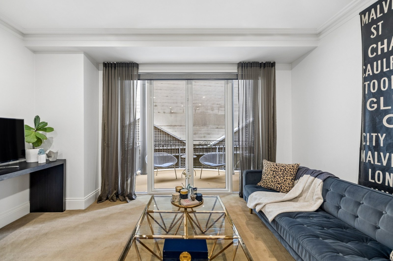 Gallery: 307/400 St Kilda Road