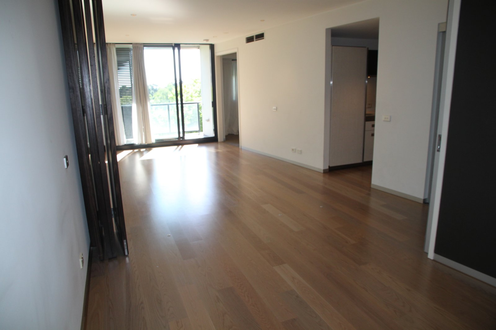 Gallery: 307/539 St Kilda Road
