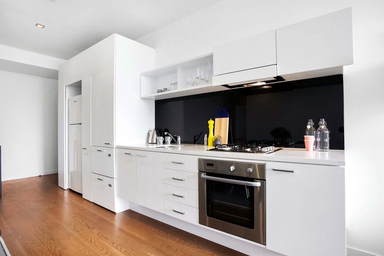 Gallery: 307/63 Acland Street