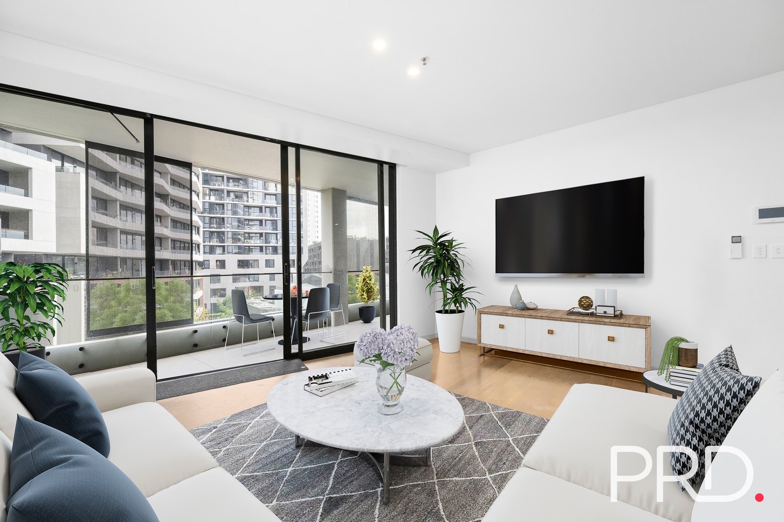 307/6A Atkinson Street LIVERPOOL 4