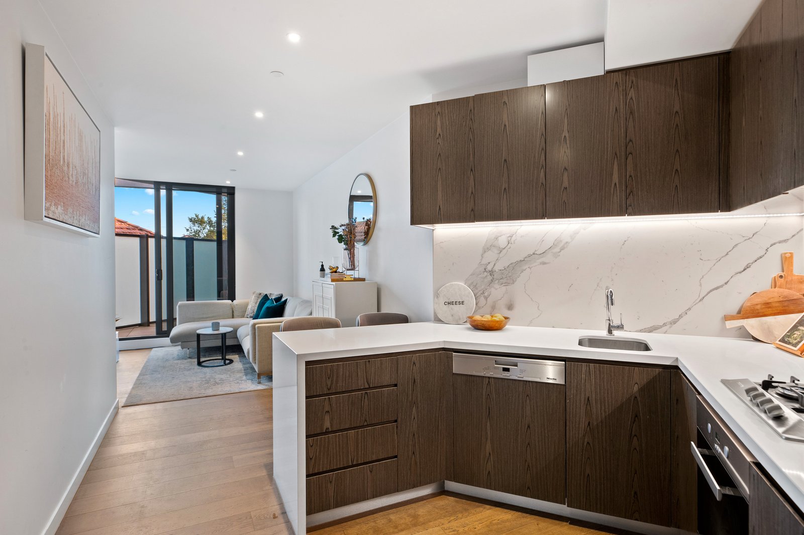 Gallery: 307/77 Queens Road