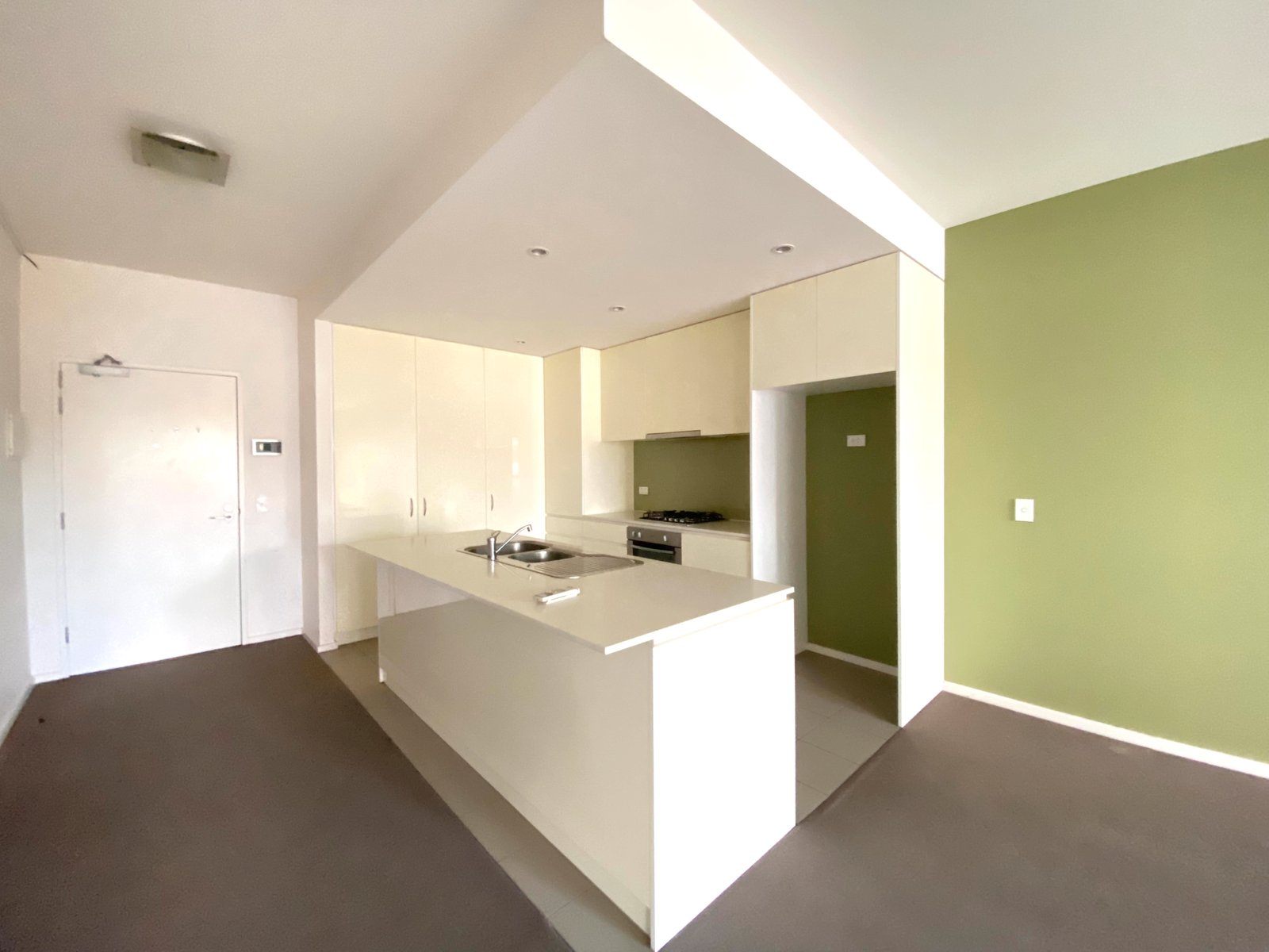 Gallery: 307/8 Power Avenue