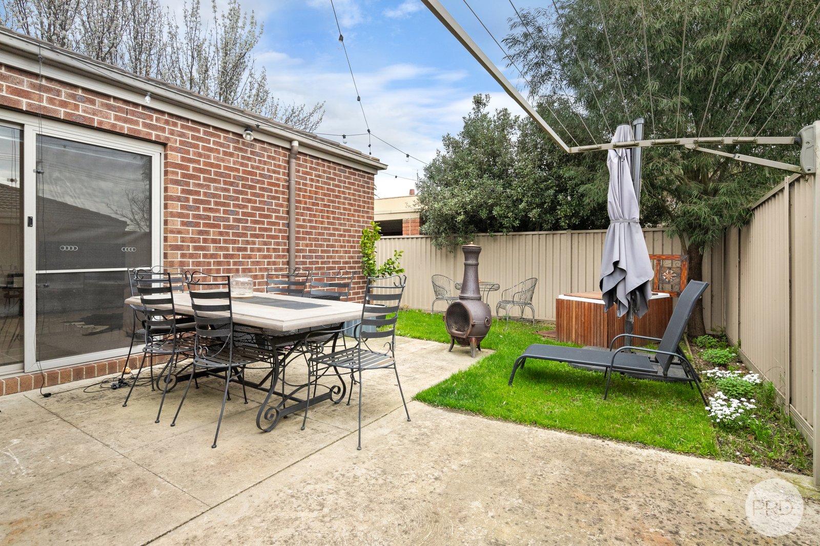 307B Clayton Street CANADIAN 8