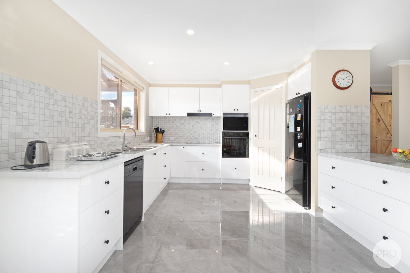 308 Yarrowee Parade REDAN 4